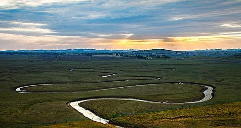 PS5累计出货量达到1720万 PS+用户数达到4800万